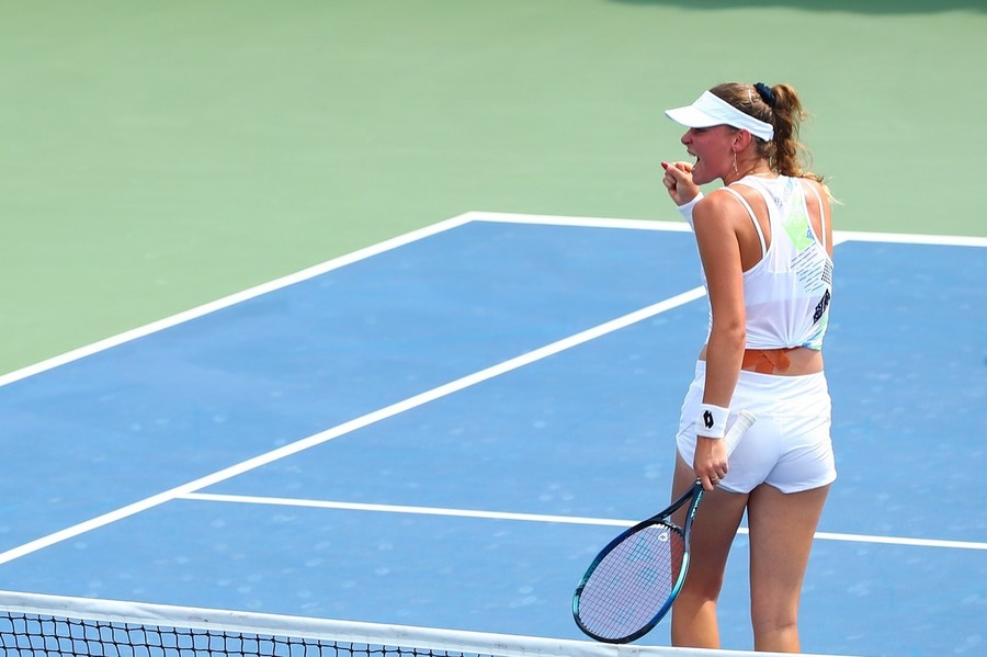 ”Am mâncat în cameră o îngheţată”. Mara Gae a revenit în ţară, după triumful de la US Open