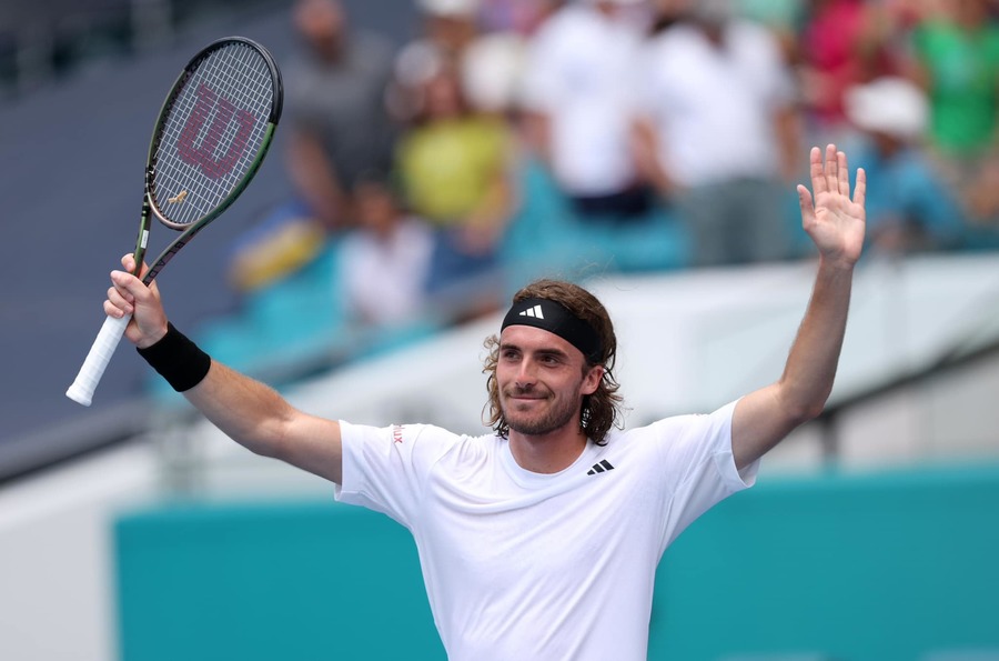 Grecul Stefanos Tsitsipas a revenit în Top 10 al clasamentului ATP. Poziţii modeste ocupate de jucătorii români