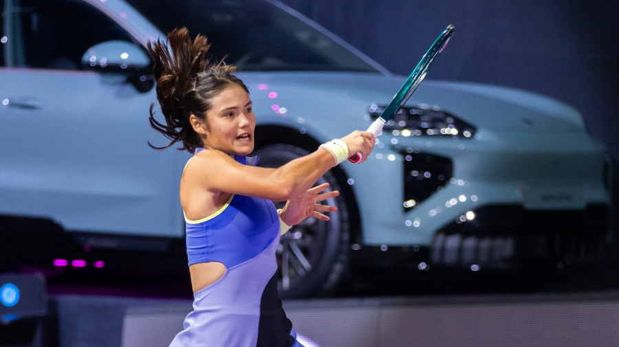 Emma Răducanu, principala favorită, s-a calificat în sferturi la Transylvania Open