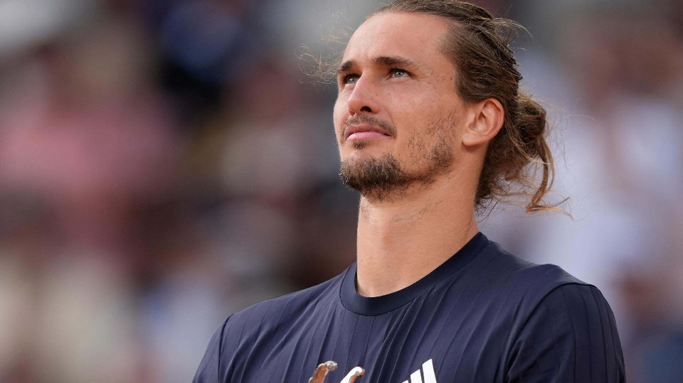 //i0.1616.ro/media/581/3142/38122/22471968/1/zverev.jpg