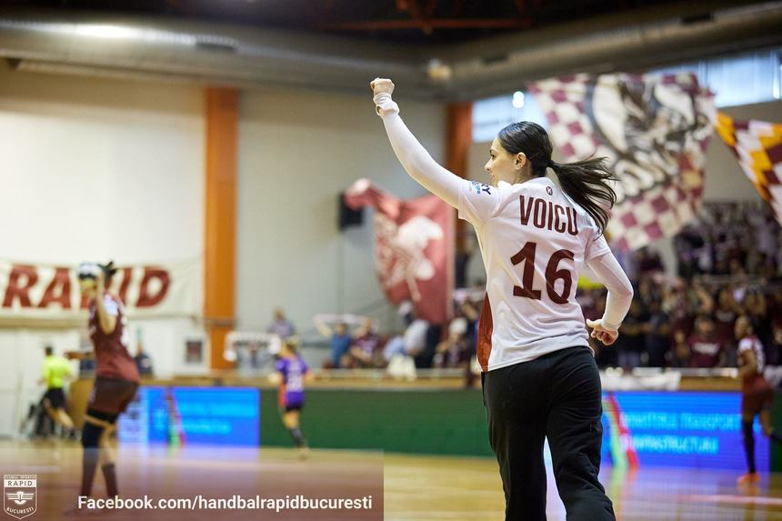 Portăriţa Elena Voicu pleacă de la Rapid