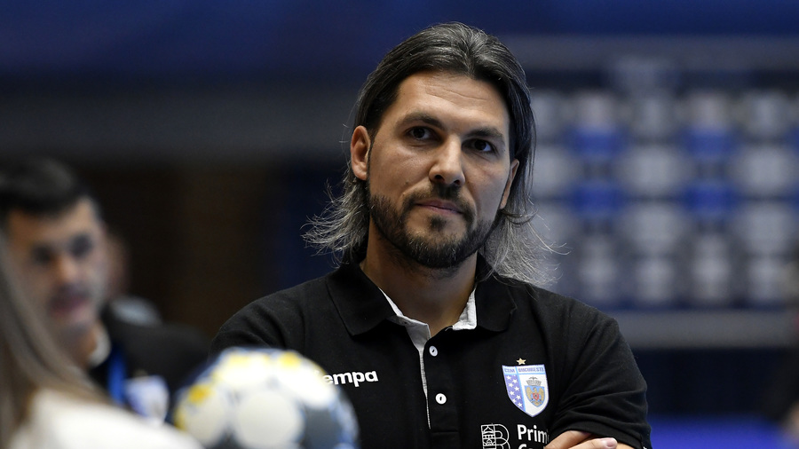 Adi Vasile, scut în jurul Cristinei Neagu. ”Pe mine să mă înjure cât vor şi nu e nicio problemă”