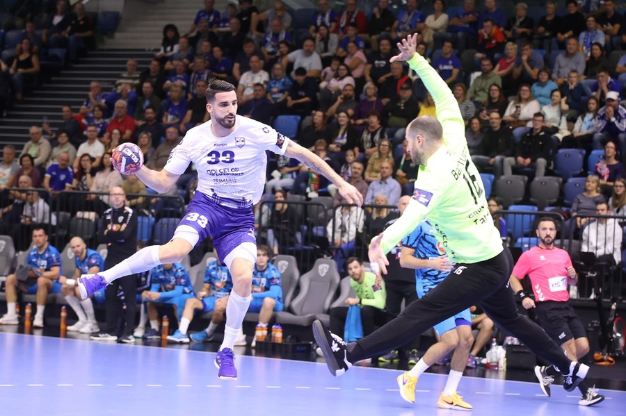 VIDEO ǀ CSM Constanţa, debut cu victorie în European League. Dobrogenii au răpus Tatabanya KC