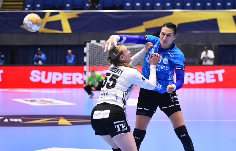 VIDEO ǀ CSM Bucureşti - DVSC Debrecen 29-29. ”Tigroaicele” au comis o eroare la ultimul atac şi au ratat victoria