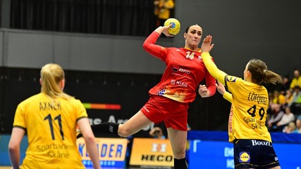 Naţionala de handbal feminin, învinsă de Suedia, într-un amical