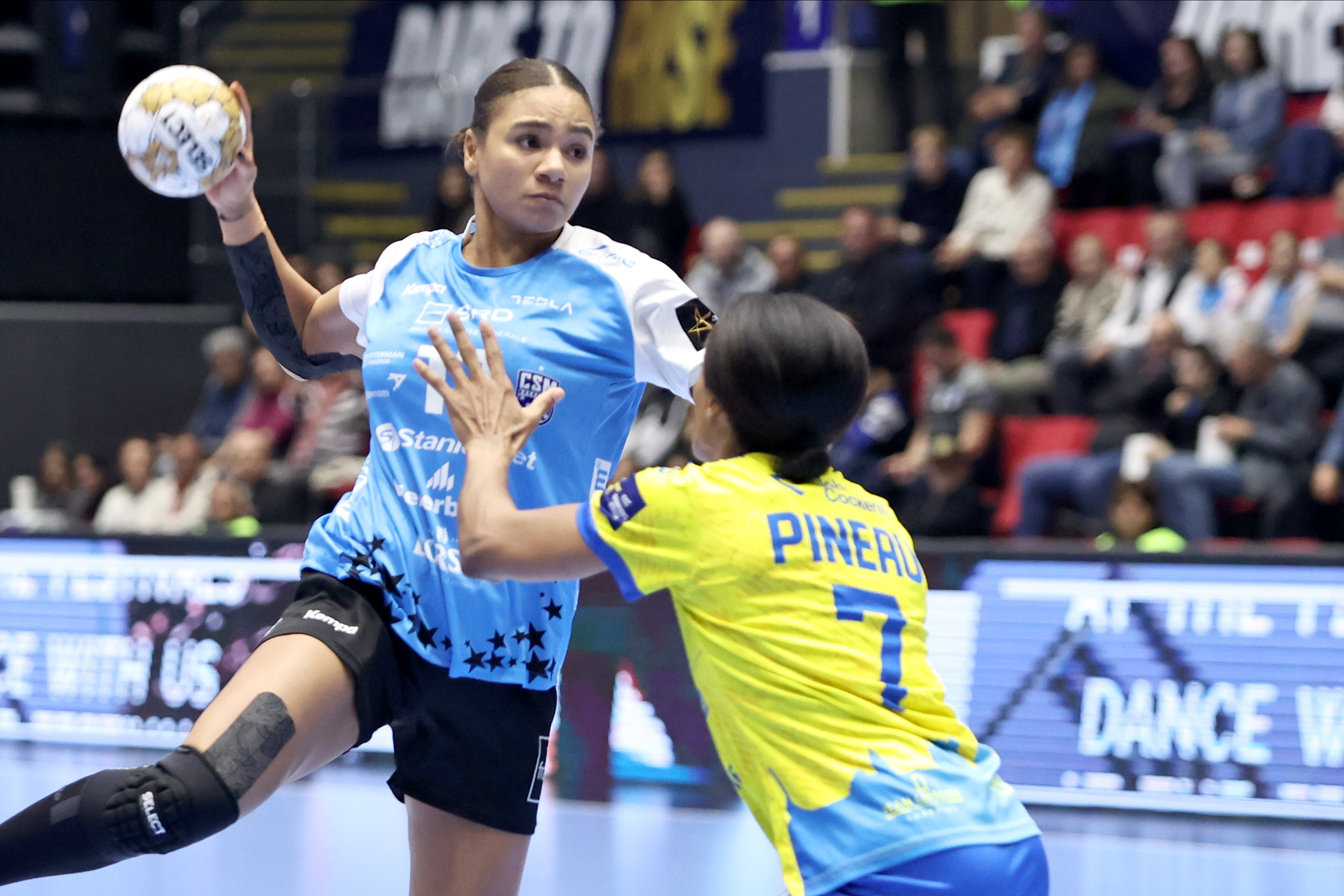 VIDEO | CSM Bucureşti - Metz, ora 16:00, pe Prima Sport 1 şi PrimaPlay.ro. ”Tigroaicele” atacă finala Ligii Campionilor