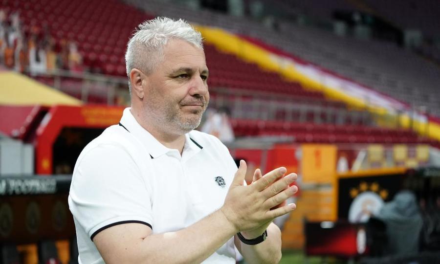 "Declaraţie de dragoste" pentru Şumudică: "Îl iubesc şi îl respect foarte mult. Nu am mai lucrat cu un asemenea antrenor!"