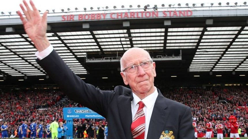 FOTO ǀ 2023, anul în care sportul i-a pierdut pe Bobby Charlton, Just Fontaine şi Gianluca Vialli