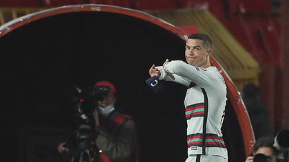 Fabulos! Cristiano Ronaldo l-a "luat la ţintă" pe Giovanni Becali