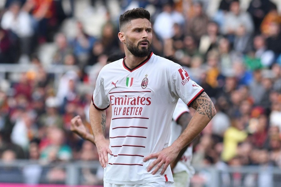 OFICIAL | Olivier Giroud a semnat!