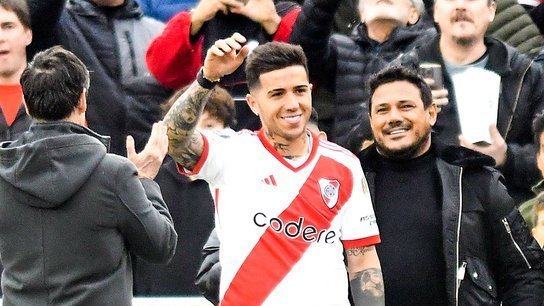 Scandalul cântecului rasist al argentinienilor la adresa francezilor continuă. Fanii de la River Plate l-au ovaţionat pe Enzo Fernandez