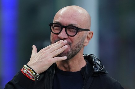 Walter Zenga a semnat