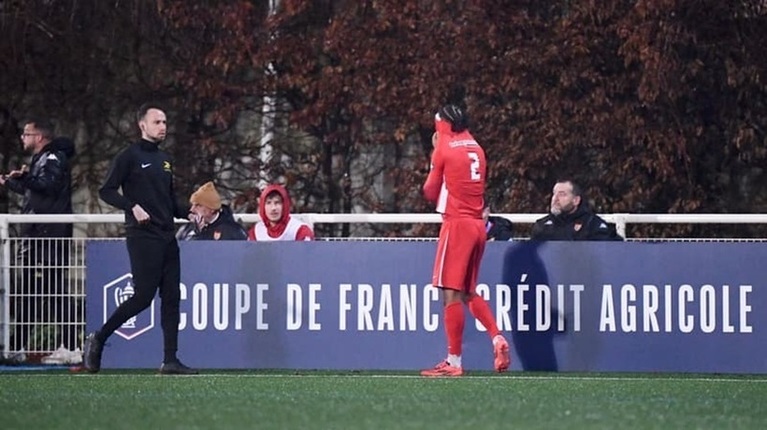 Scene ireale în Cupa Franţei! Un jucător a fost eliminat după doar 13 secunde de joc