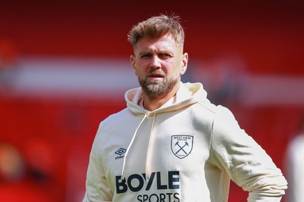 Ceasuri şi bijuterii, furate din camera de hotel în care este cazat Niclas Fullkrug. Paguba este estimată la 500.000 de euro