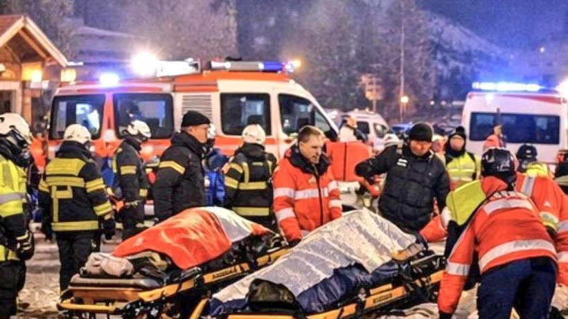 “De ce banii sunt mai importanţi decât viaţa?”. Mărturia cutremurătoare din spital a fotbalistului care a supravieţuit incendiului din Crans-Montana