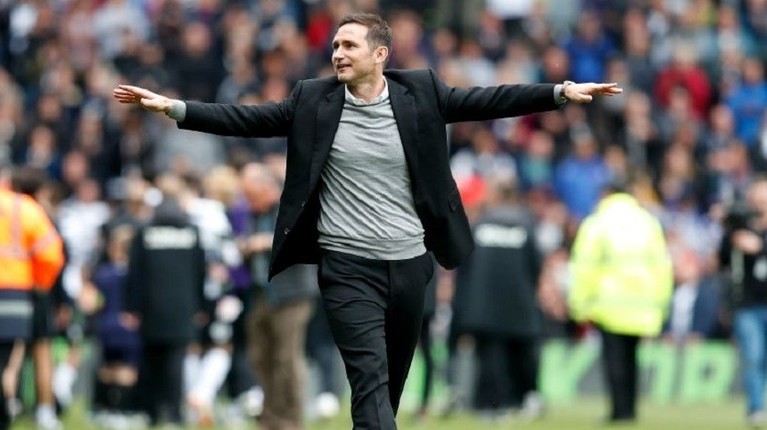 Coventry a promovat în Premier League după o absenţă de 25 de ani. Succes istoric reuşit de Lampard

