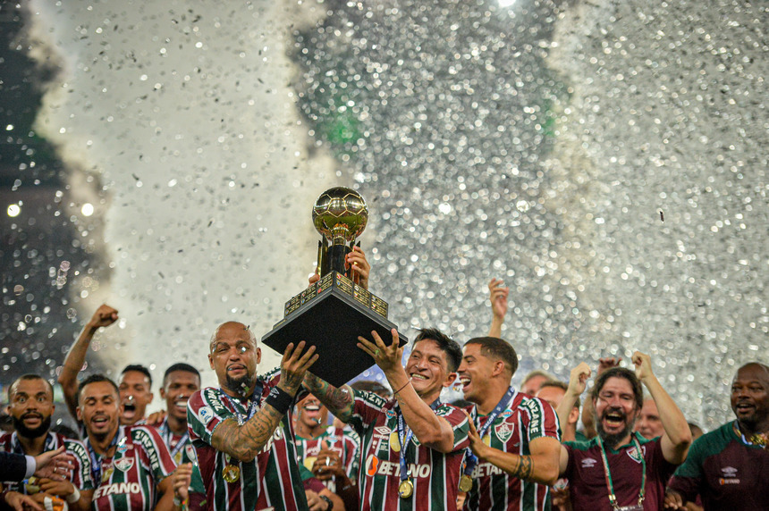 //i0.1616.ro/media/581/3142/38127/22436055/1/tw-conmebol-recopa.jpg