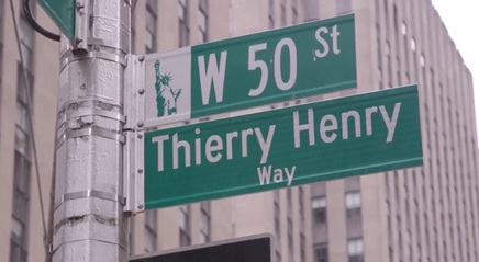 Două legende ale fotbalului, Thierry Henry şi Pele, sărbătorite de oraşul New York