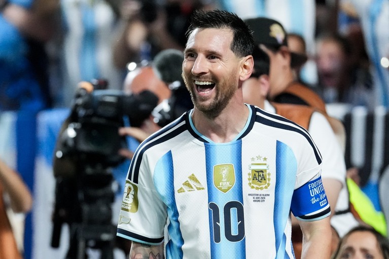 Panduru şi MM, fără cuvinte după evoluţia lui Messi la CM: ”Să îl urmărească cineva, poate se urcă intr-o navă spaţială. Nu e de pe Pământ” | VIDEO EXCLUSIV