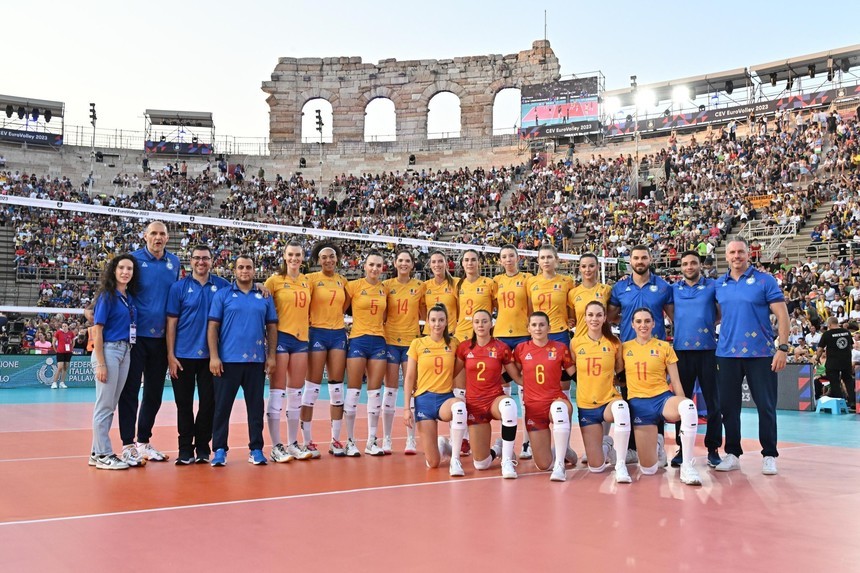 FOTO ǀ Atmosferă de senzaţie în Arena di Verona, cu România adversară a campioanei Europei, Italia