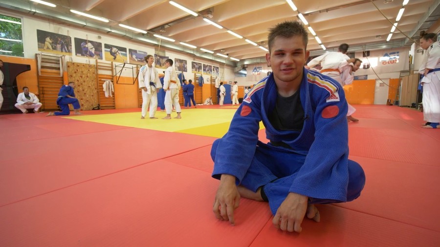 Alexandru Bologa a câştigat titlul mondial la judo pentru nevăzători şi s-a calificat pentru Jocurile Paralimpice 2024