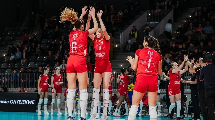 Volei Alba Blaj, a treia semifinalistă a Diviziei A la volei feminin