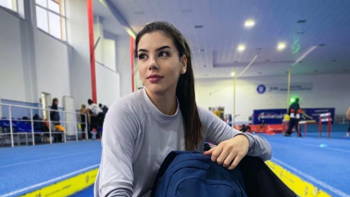 "Condiţii NORMALE de antrenament când?" După David Popovici şi Sorana Cîrstea, o sportivă calificată la Campionatul European a pus tunurile pe statul român