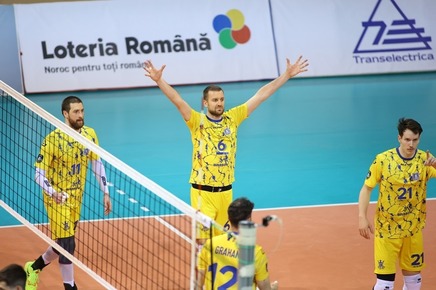 Campioana Corona Braşov, prima finalistă a Cupei României la volei