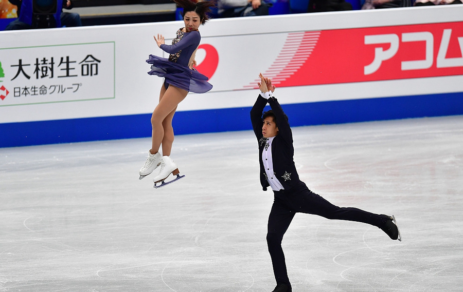CM de patinaj artistic | Perechea japoneză Miura/Kihara a câştigat aurul, Malinin conduce după programul scurt la masculin

