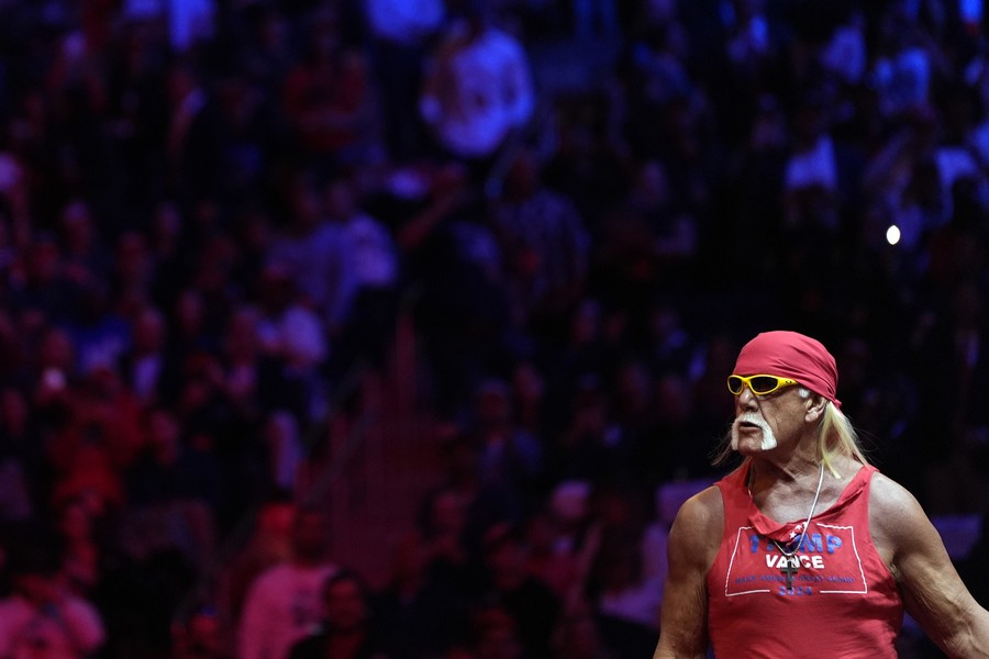 Hulk Hogan a murit din cauza unui infarct miocardic acut
