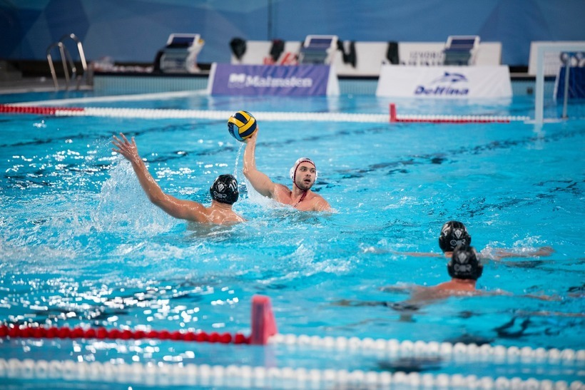 Campioana CSM Oradea, a doua înfrângere în Liga Campionilor la polo
