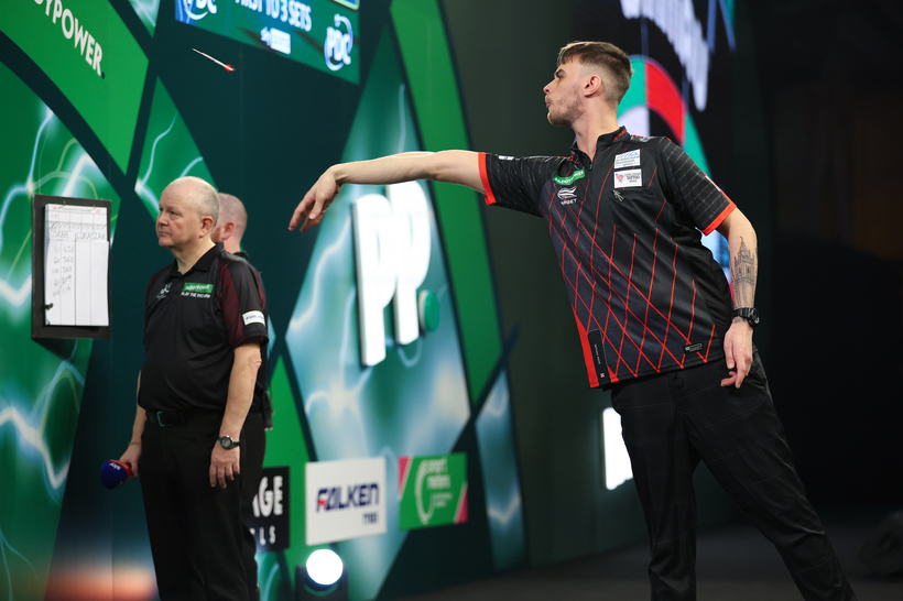 Un britanic a fost exclus de la Campionatul Mondial de Darts pentru dopaj