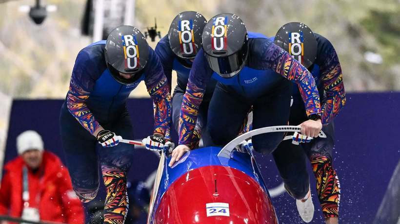 Echipajul de bob 4 al României concurează în ultima zi de competiţie
