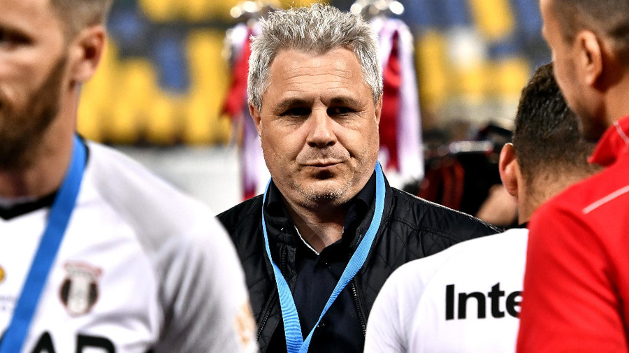 Şumudică, critici pentru un titular al naţionalei: "O să mă urască băieţaşul ăsta, dar nu poate!". Două propuneri pentru Rădoi