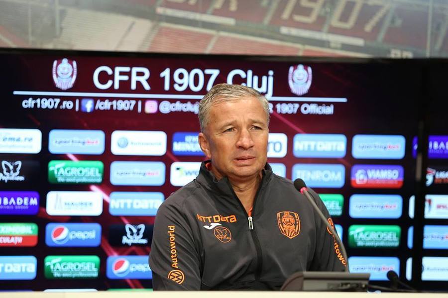 "Au început să cânte după un amical cu Austria". Dan Petrescu primeşte replica după comentariile acide la adresa naţionalei: "Asta îi spun domnului Petrescu"