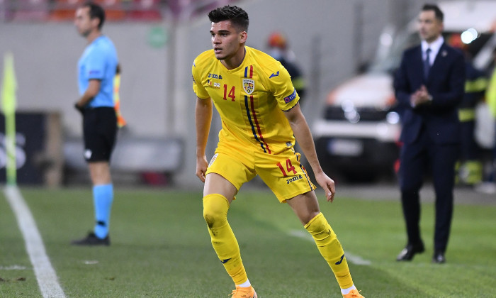Fanii au votat cel mai în formă fotbalist român. Ianis Hagi a câştigat detaşat. Primul jucător din Casa Liga 1 e abia pe locul trei