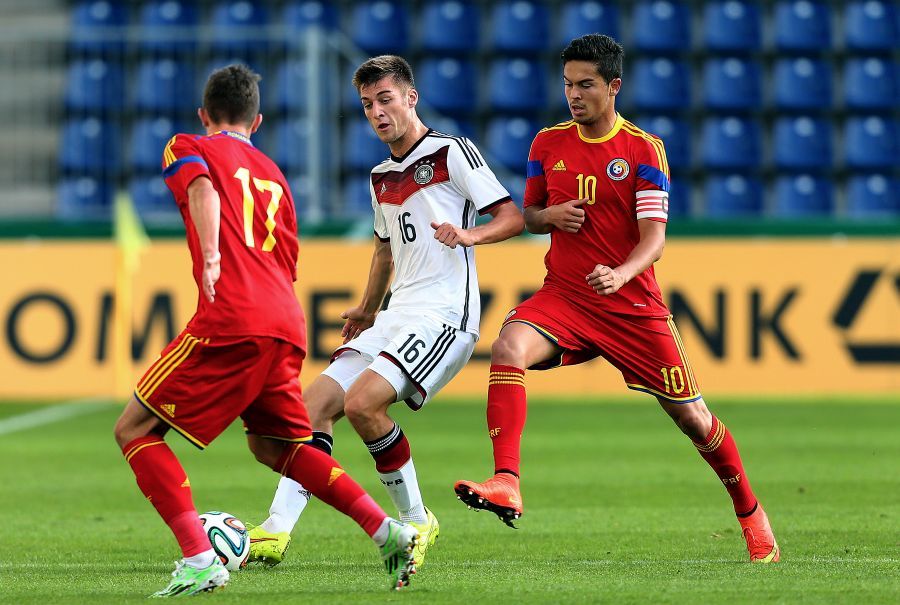 EXCLUSIV | Viorel Moldovan, amintiri de la România U21 - Germania U21 0-8: "Şi acum îl visez, îl aud cum strigă". Ce sfat îi dăduse Iordănescu înaintea meciului de coşmar pentru Tănase şi Puşcaş