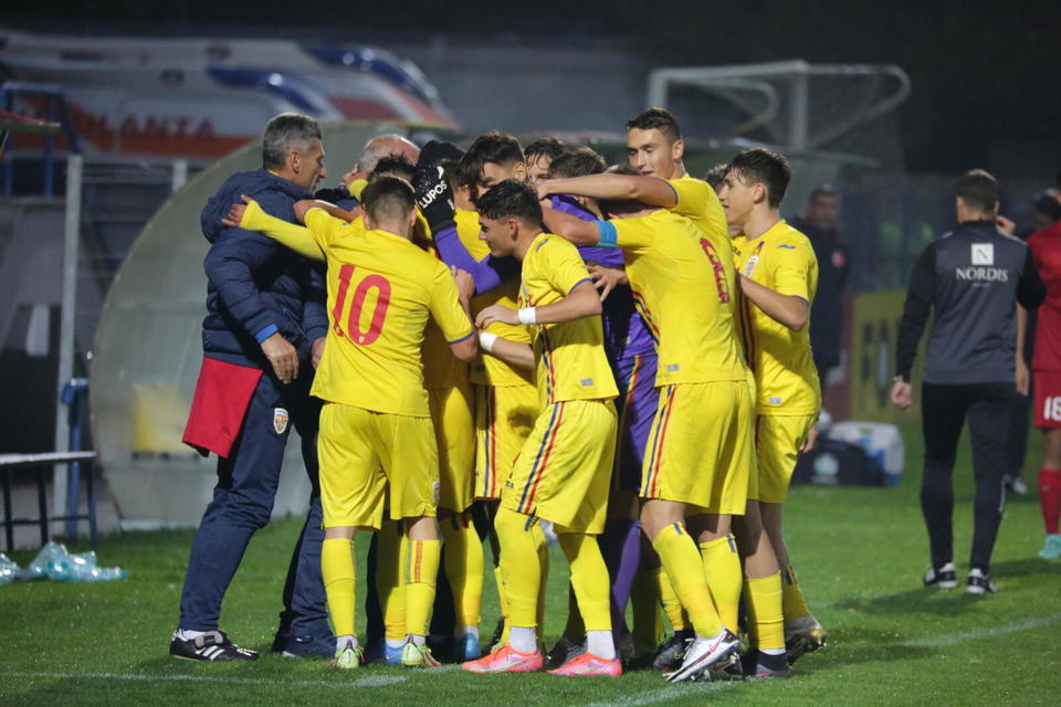 //i0.1616.ro/media/581/3142/38206/20427406/1/romania-u18-turneul-celor-4-natiuni.jpg