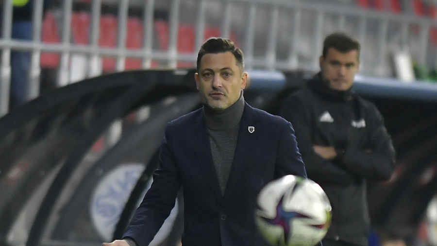Mirel Rădoi nu s-a menajat, după remiza cu Islanda. ”Este un eşec personal, un eşec naţional şi probabil că ne va chinui toată viaţa!”