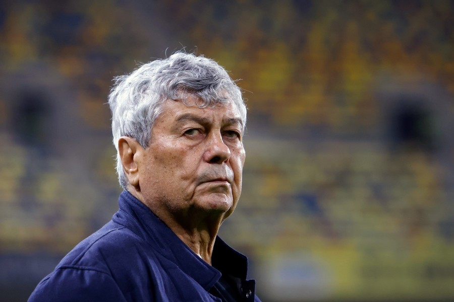 Ultimă oră: Mircea Lucescu a anunţat lotul final pentru barajul cu Turcia!