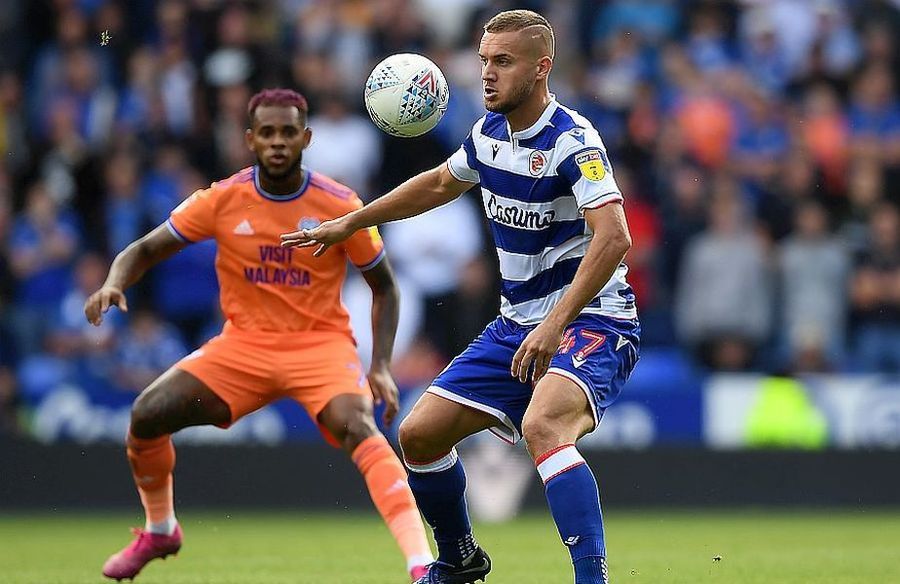 Puşcaş, 66 de minute, în remiza lui Reading cu Huddersfield