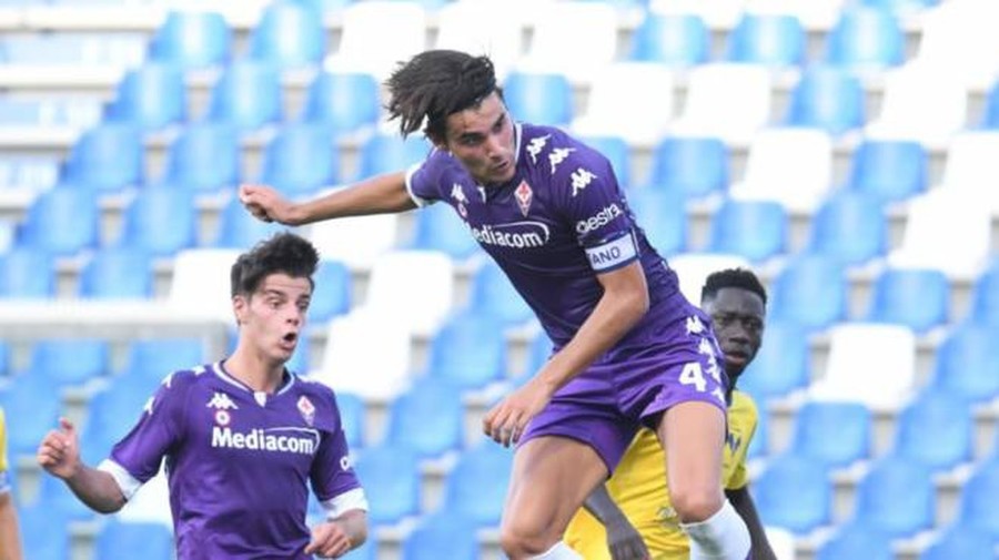 VIDEO | Apariţie-surpriză pe banca Fiorentinei. Un român a fost rezervă în Serie A