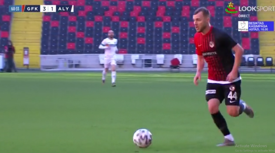 //i0.1616.ro/media/581/3142/38207/19830050/3/maxim-gol.png