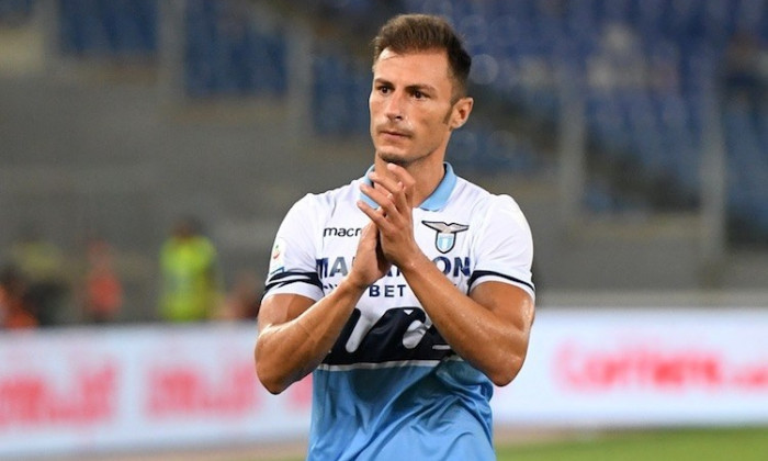 Ştefan Radu, la "cuţit". Motivul pentru care ratează meciul cu Bayern