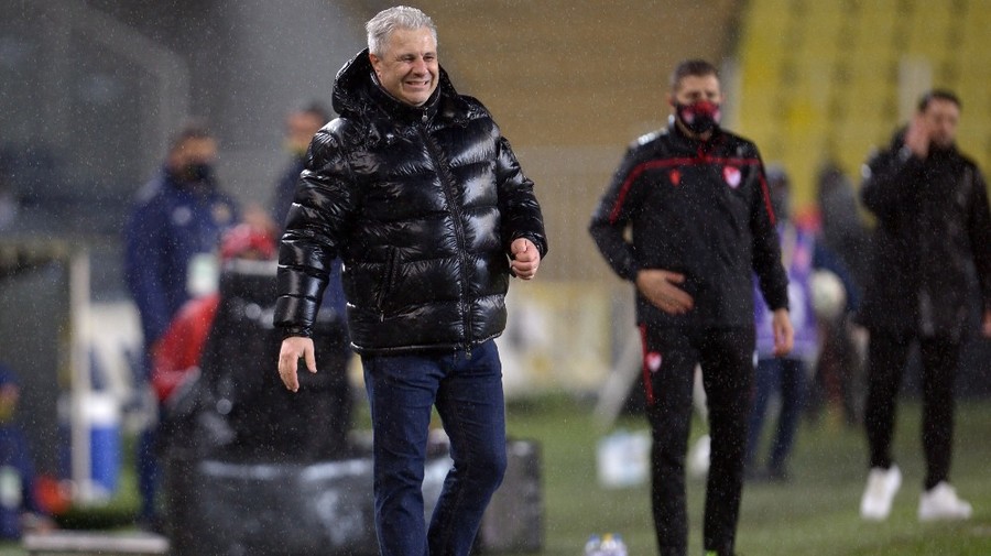 VIDEO | Decizie şoc a lui Şumudică! Şi-a dat demisia de la Rizespor, după eşecul cu fosta echipă. UPDATE: Clubul a confirmat