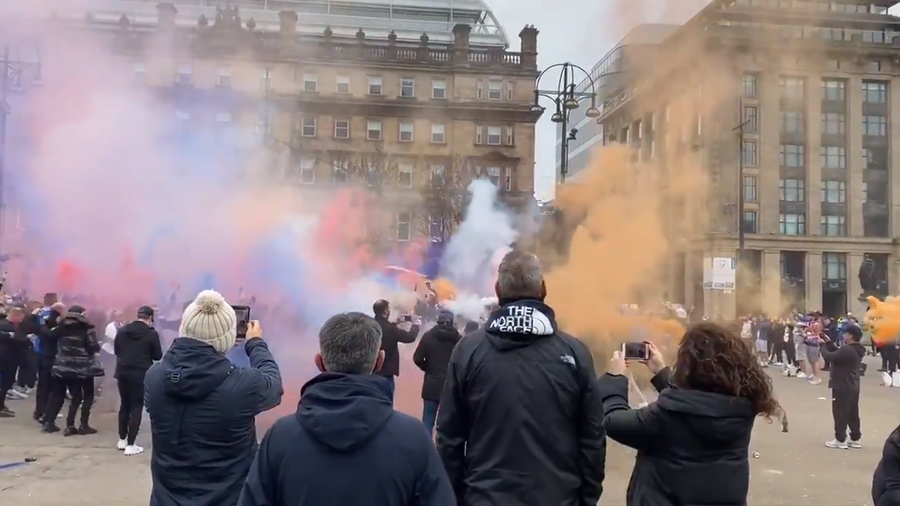 VIDEO | Sărbătoare pe străzile din Scoţia, după ce Rangers a luat titlul 