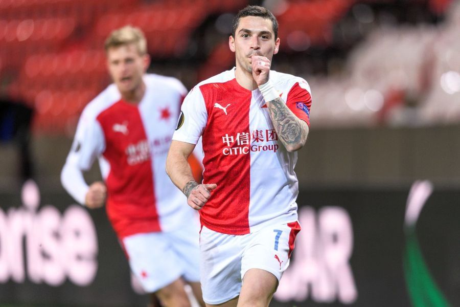 VIDEO | Slavia Praga s-a calificat în semifinalele Cupei Cehiei! Stanciu a înscris un gol