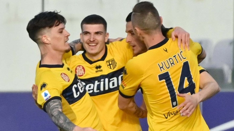 Parma se transformă în colonie românească! Planurile clubului după retrogradarea în Serie B 