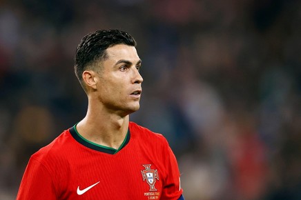 Bomba momentului în fotbalul românesc! Cristiano Ronaldo, antrenat de fostul selecţioner al României? ”Există interes!”

