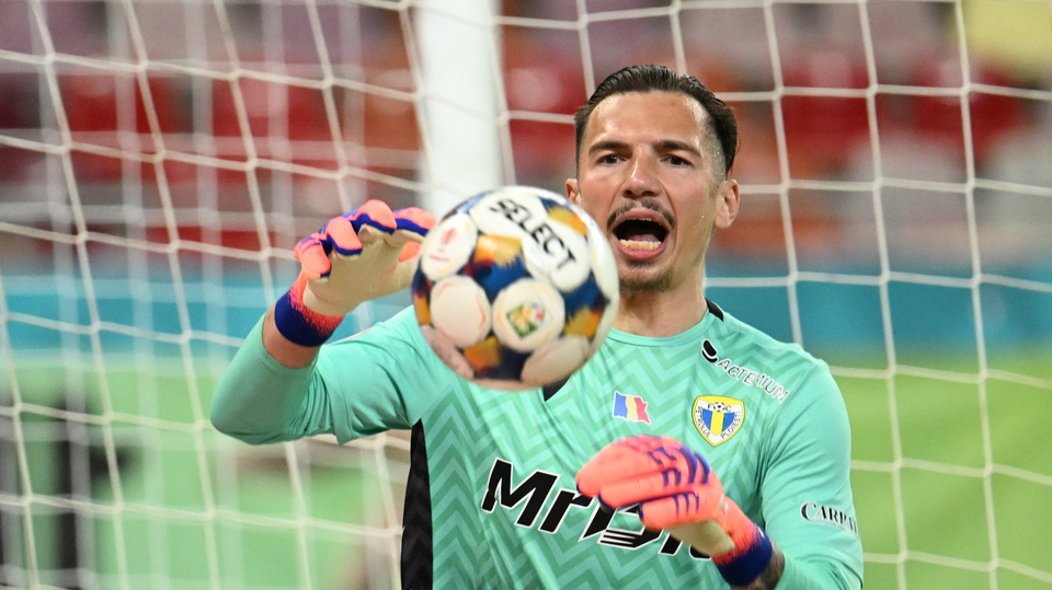 //i0.1616.ro/media/581/3142/38207/22521402/1/fcsb-petrolul-ploiesti-play-out-superliga-superbet-24-04-2026.jpg